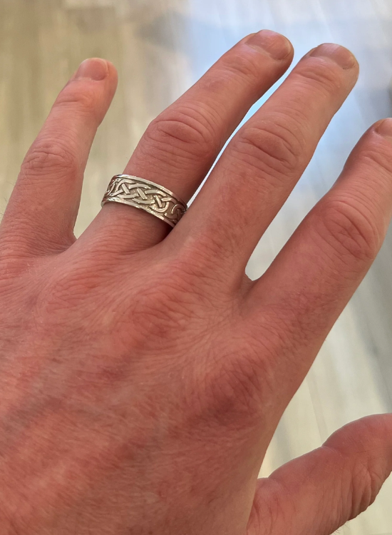 celtic knot wedding ring