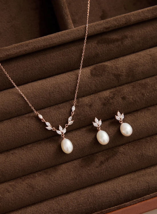 dainty pearl jewelry set
