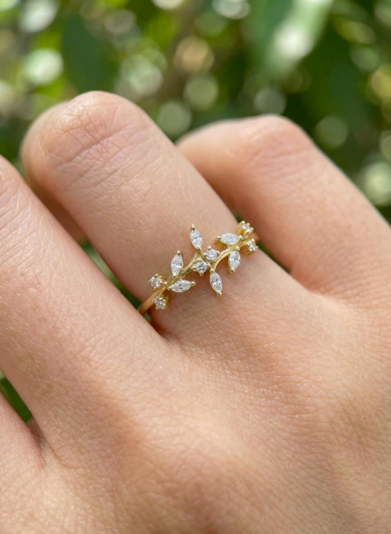 gemstone wedding ring