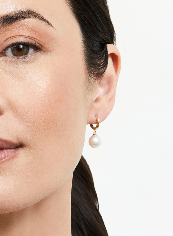 huggie marry earrings