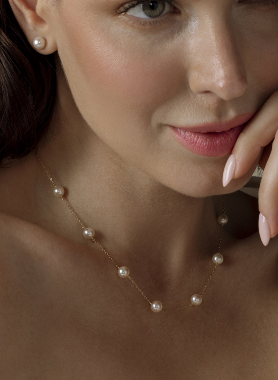 japanese neckline