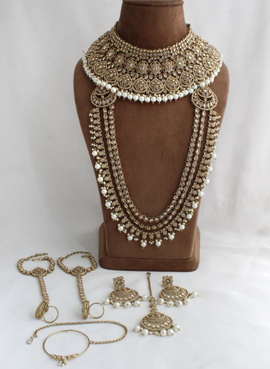 mahira bridal set