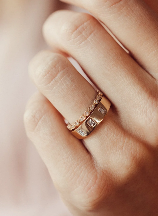 pear shaped band