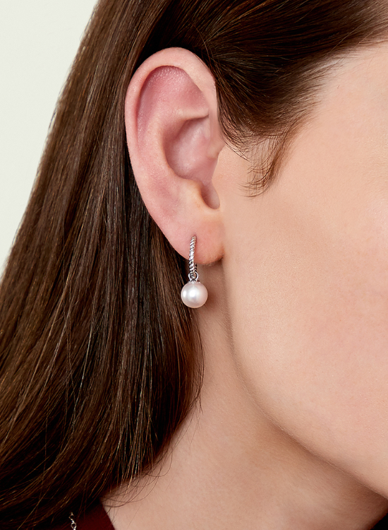 pearl hoop earing