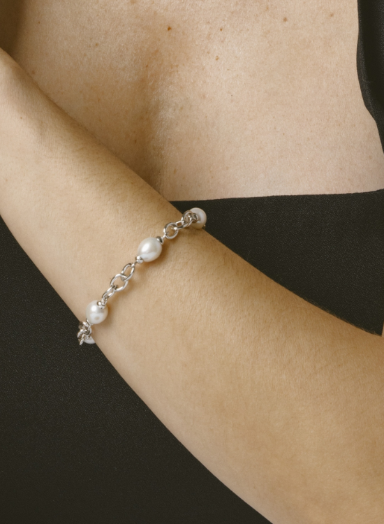 pearl miren bracelet