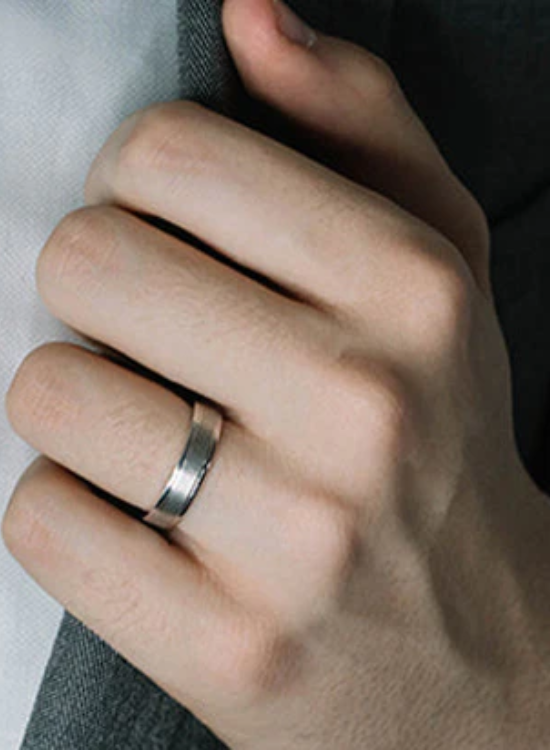 platinum men wedding ring