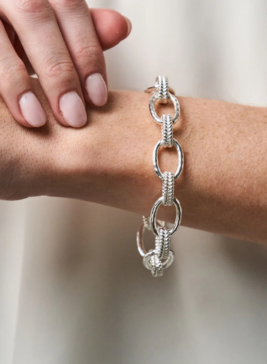 regal link bracelet