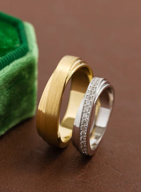 twisted gold matching band