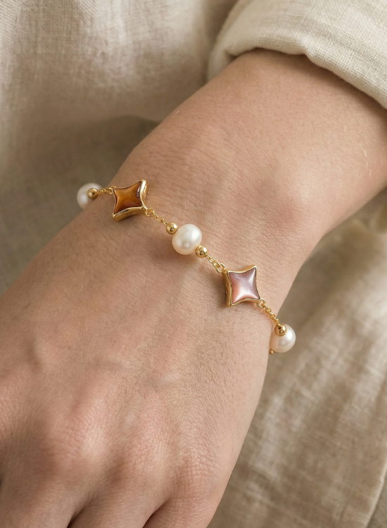 white pearl bracelet