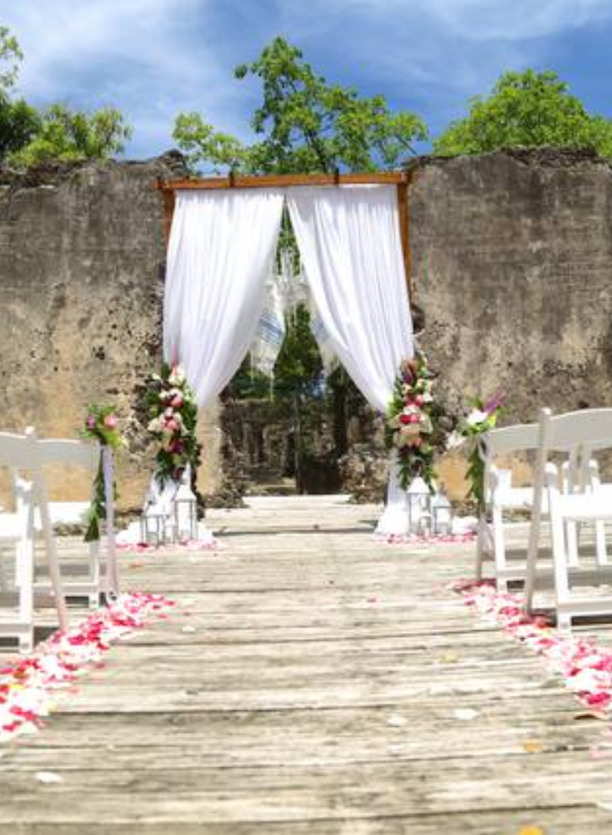Hire a Local Wedding Coordinator