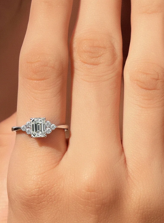 accent diamond ring