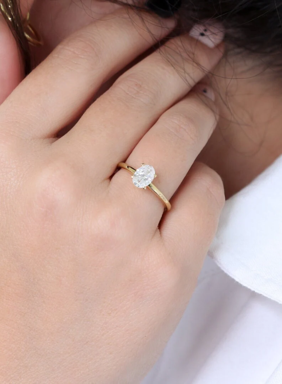slim oval ring