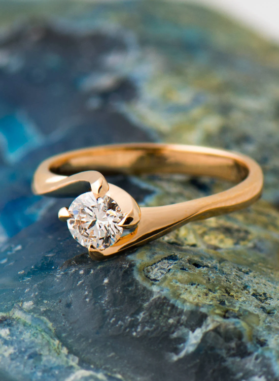 thin twisted band ring